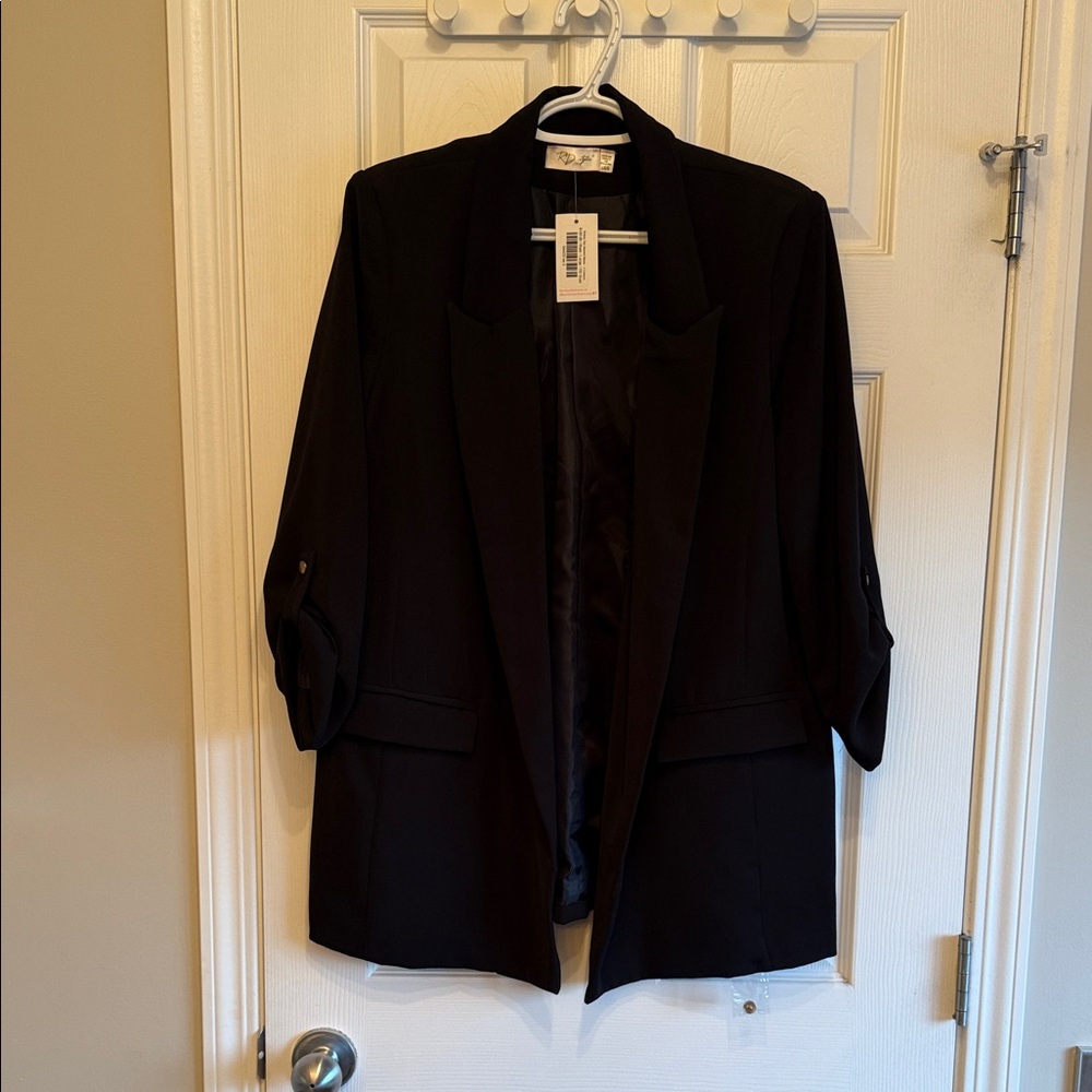 RD Style Black Open-Front Women's Blazer with Roll-Tab Sleeves